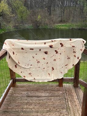 Tortilla Blanket 72”